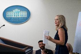 Leavitt Press Briefing for a Take Our Sons and Daughters to Work Day