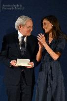 Spanish Royal Couple At Madrid Press Association Awards Ceremony - Spain