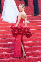 Cannes - Vie Privee Red Carpet DN