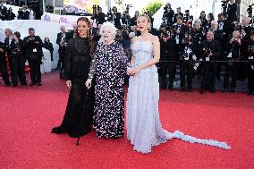 Cannes - Vie Privee Red Carpet DN