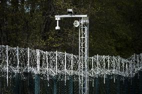FINLAND - RUSSIA - BORDER - FENCE