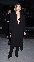 Elizabeth Banks, Jessica Biel and Gloria Reuben Arrive at Premiere - NYC