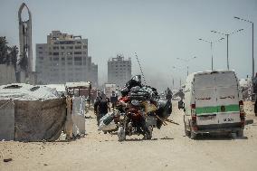 Gaza Seaport Becomes Displacement Shelter - Palestine
