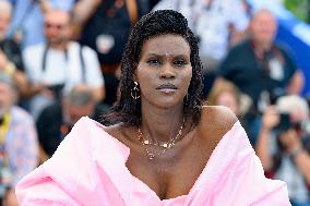 Cannes Aisha can't fly away Photocall NG