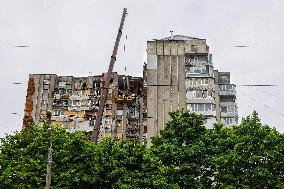 Emergency works at Odesa apartment block damaged by Russian drone attack on May 1