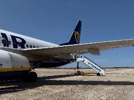 Illustration - Ryanair Airline - Spain