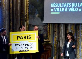 Tour de France Press Conference At The Paris City Hall - Paris