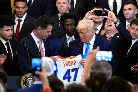 Donald Trump welcomes the University of Florida Gators - Washington
