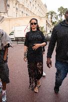 Cannes - Pregnant Rihanna On The Croisette