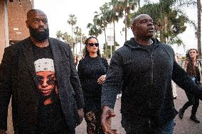 Cannes - Pregnant Rihanna On The Croisette