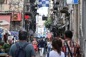 Naples Prepares for Historic 4th Football Championship Victory - Italy