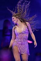 Shakira In Concert - Montreal
