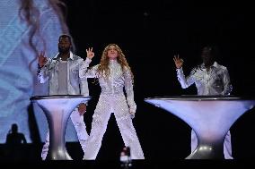 Shakira In Concert - Montreal