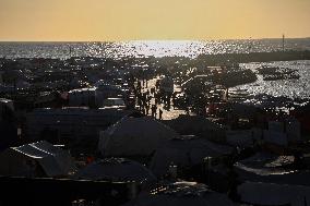 Gaza Seaport Becomes Displacement Shelter