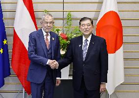 Japan-Austria talks