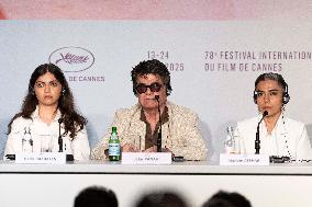 Cannes - Un Simple Accident Press Conference