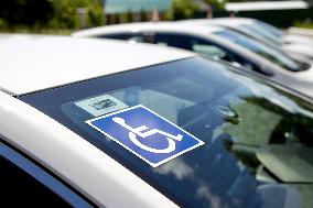Official handover of adapted vehicles for inclusive driving schools in Kyiv