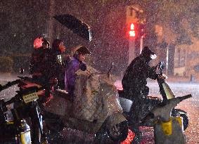 CCTV Issued Rainstorm Yellow Alert