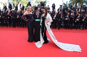 Cannes - La Venue de l'Avenir (Colours Of Time) Red Carpet
