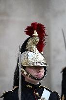 Emmanuel Macron welcomes Abiy Ahmed at the Elysee FA