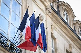 Emmanuel Macron welcomes Abiy Ahmed at the Elysee FA