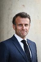 Emmanuel Macron welcomes Abiy Ahmed at the Elysee FA