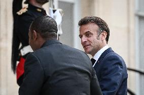 Emmanuel Macron welcomes Abiy Ahmed at the Elysee FA