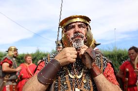 Roman Chariot Race During Emerita Lvdica - Spain