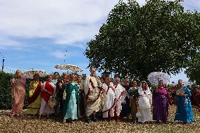 Roman Chariot Race During Emerita Lvdica - Spain
