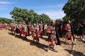 Roman Chariot Race During Emerita Lvdica - Spain
