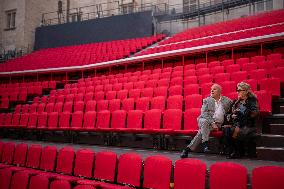Louis Vuitton Cruise 2026 Front Row - Avignon
