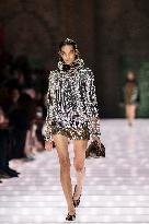Louis Vuitton Cruise 2026 Runway - Avignon