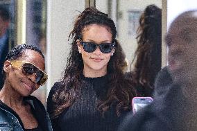Cannes - Pregnant Rihanna Shopping at Boutique Messika
