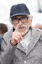 Cannes - L Homme Qui photocall DN