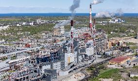 Shale oil producing