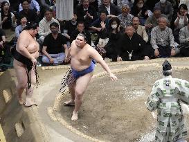 Summer Grand Sumo Tournament