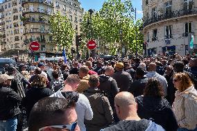 Taxi Drivers Protest Against Patient Transport Reforms in Paris
