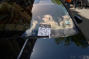Taxi Drivers Protest Against Patient Transport Reforms in Paris