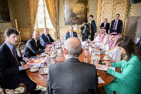 Jean-Noel Barrot Meets with His Saudi, Jordanian and Egyptian Counterparts - Paris