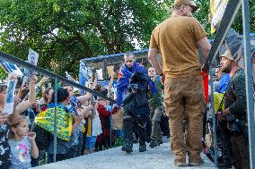 390 prisoners returned to Ukraine from Russia as part of first part of 1000 for 1000 exchange