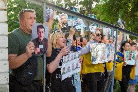 390 prisoners returned to Ukraine from Russia as part of first part of 1000 for 1000 exchange