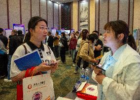 Job Fair in Huai'an