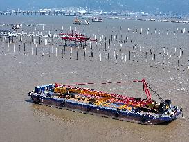 China Nuclear Tianwan Tidal Flat PV Construction