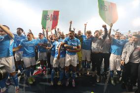 Naples Fans Celebrate Napoli s Scudetto Victory in Italy