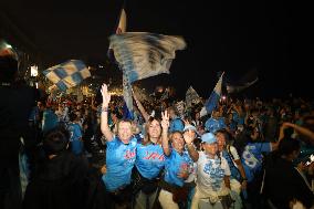 Naples Fans Celebrate Napoli s Scudetto Victory in Italy