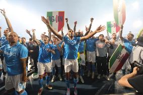 Naples Fans Celebrate Napoli s Scudetto Victory in Italy