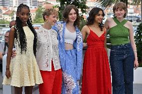 Cannes Jeunes Meres Photocall JR