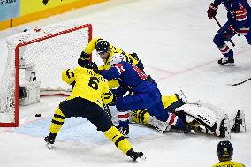 ICE HOCKEY WC SEMI FINAL SWEDEN-USA