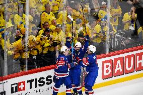 ICE HOCKEY WC SEMI FINAL SWEDEN-USA