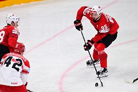 ICE HOCKEY WC SEMI FINAL SWITZERLAND-DENMARK